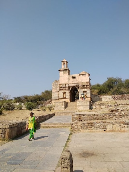 Samadhishvara Temple-4